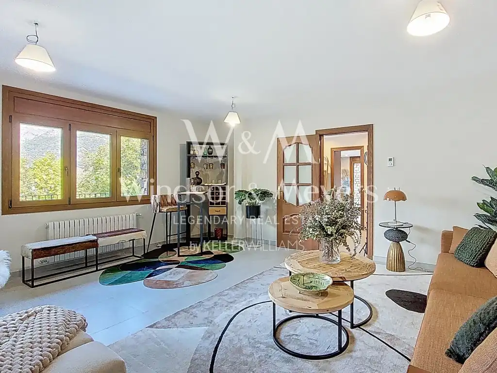 Sala de estar de Casa o chalet en venta en Sant Julià de Lòria con Balcón