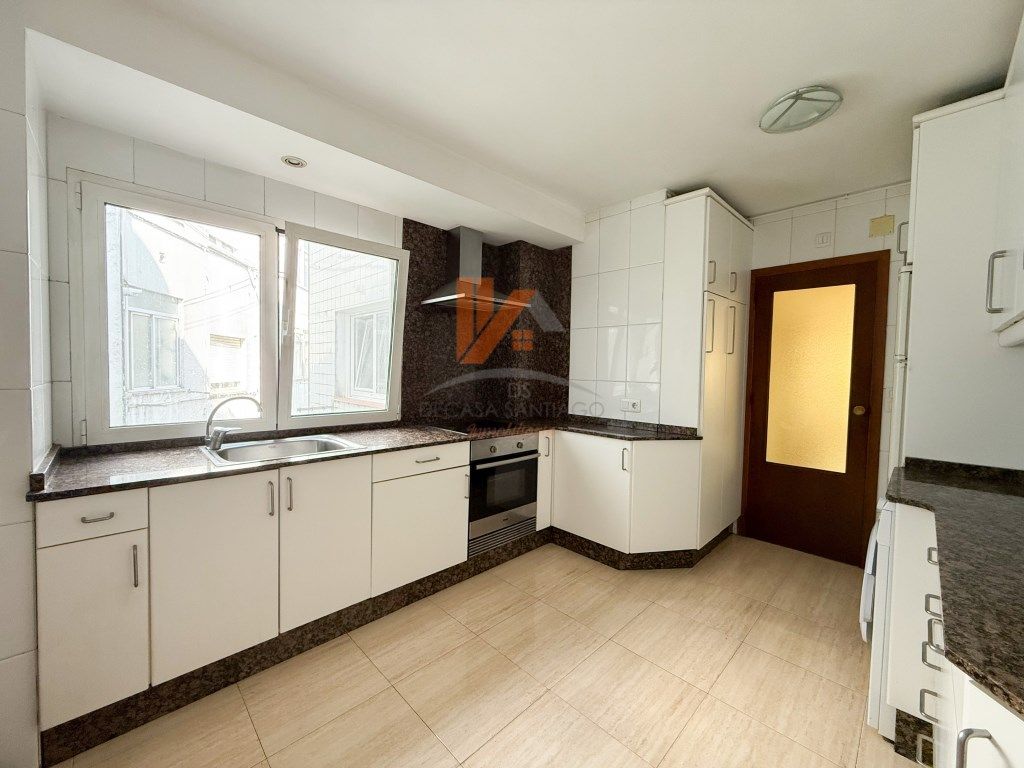 Piso en venta en Rua Santiago Del Estero (De), 7, Ensanche - Sar