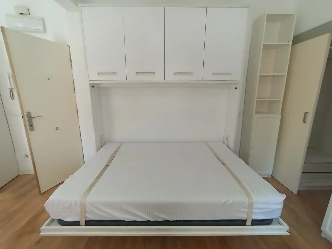 Habitación de Estudio de alquiler en Madrid con Aire acondicionado, Calefacción y Amueblado
