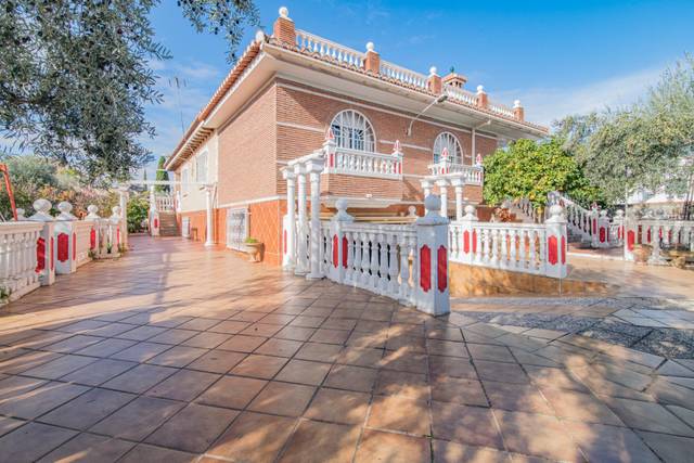 Casa-chalet en Venta en Ogíjares