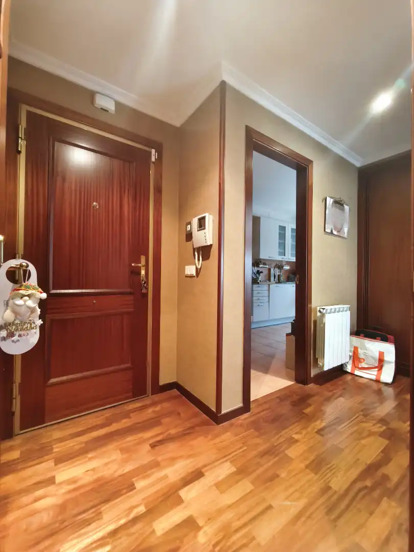 Piso en venta en Ames con Calefacción, Terraza y Trastero