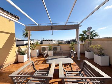 Bungalow amb piscina en venda a Orihuela Costa