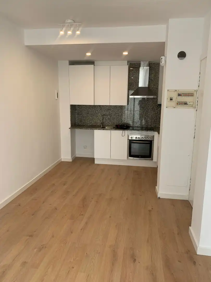 Cocina de Piso en venta en Terrassa con Parquet y Balcón