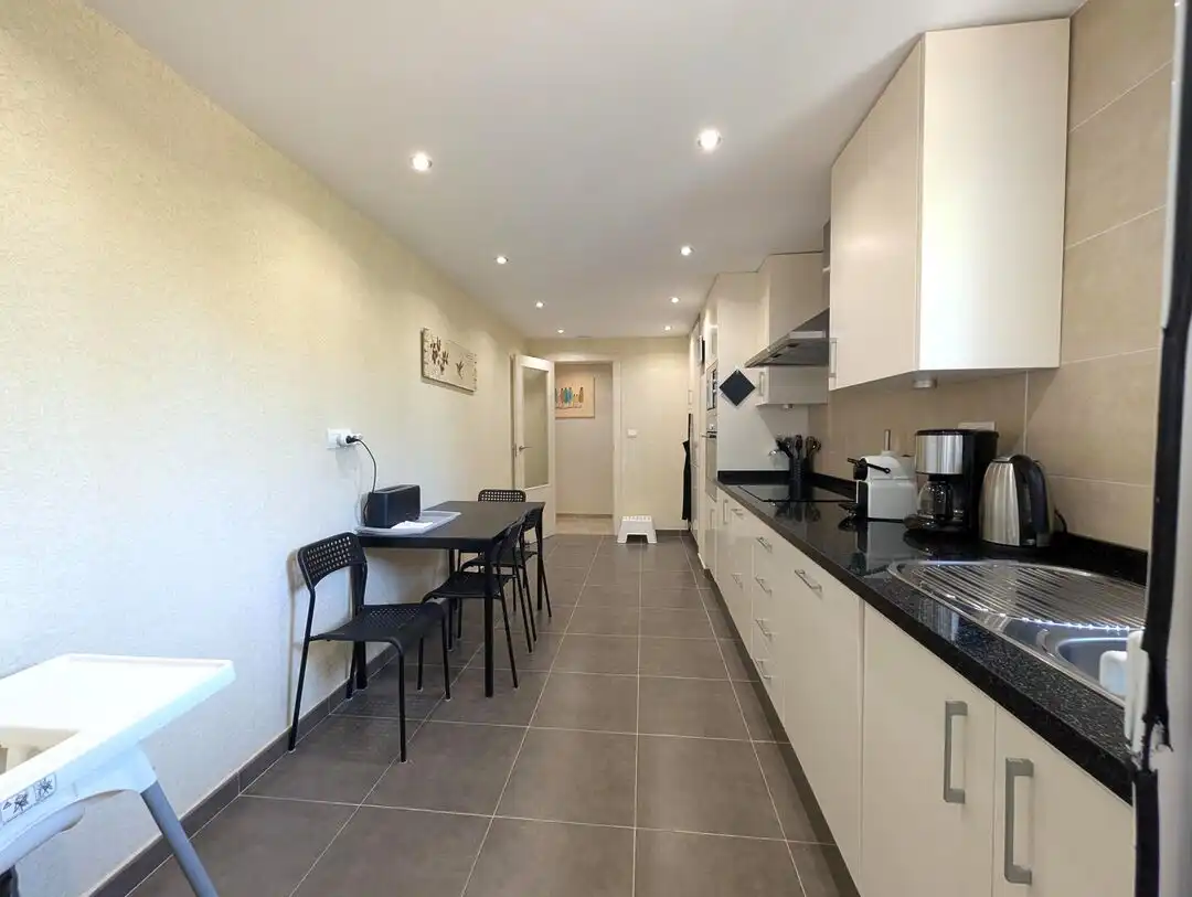 Kitchen of Apartments for sale in La Alcaidesa  with Air Conditioner, Heating and Terrace