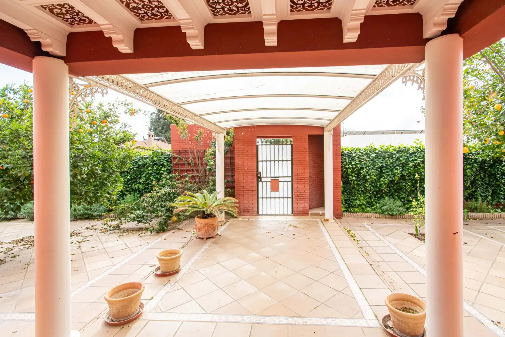 Terrassa de Casa o xalet en venda en Tomares amb Jardí privat, Terrassa i Piscina