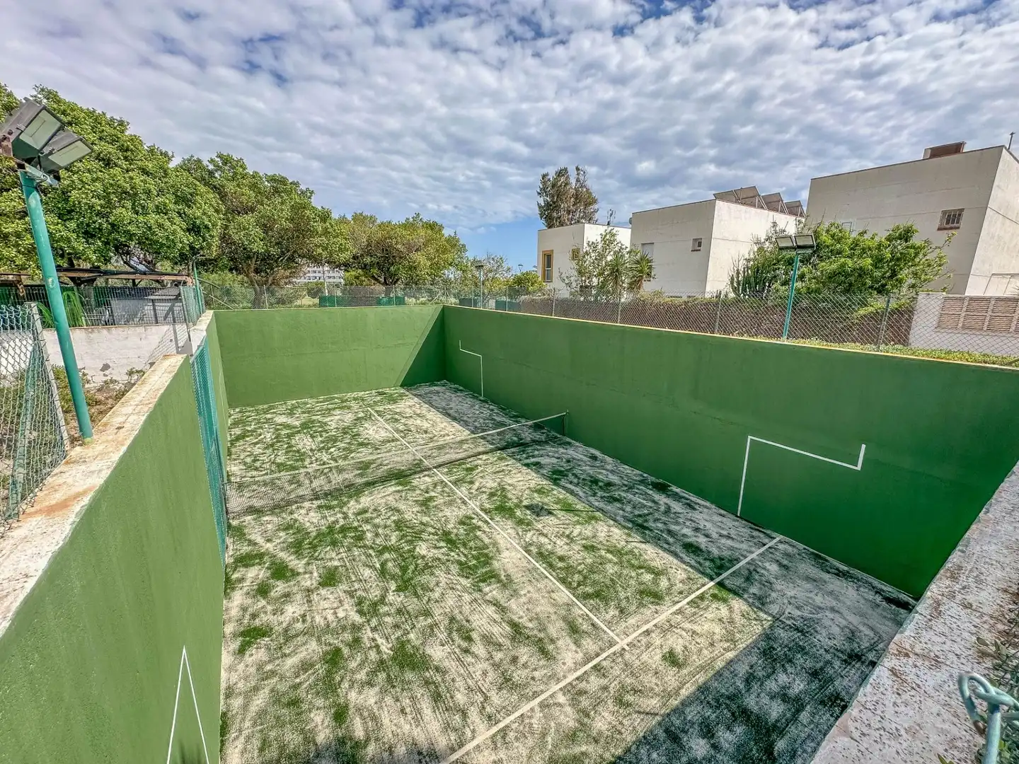 Piscina de Piso en venta en Almería con Aire acondicionado, Terraza y Balcón