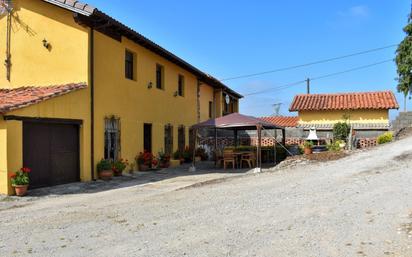 Casa o xalet en venda en Santillana del Mar amb Calefacció, Jardí privat i Terrassa