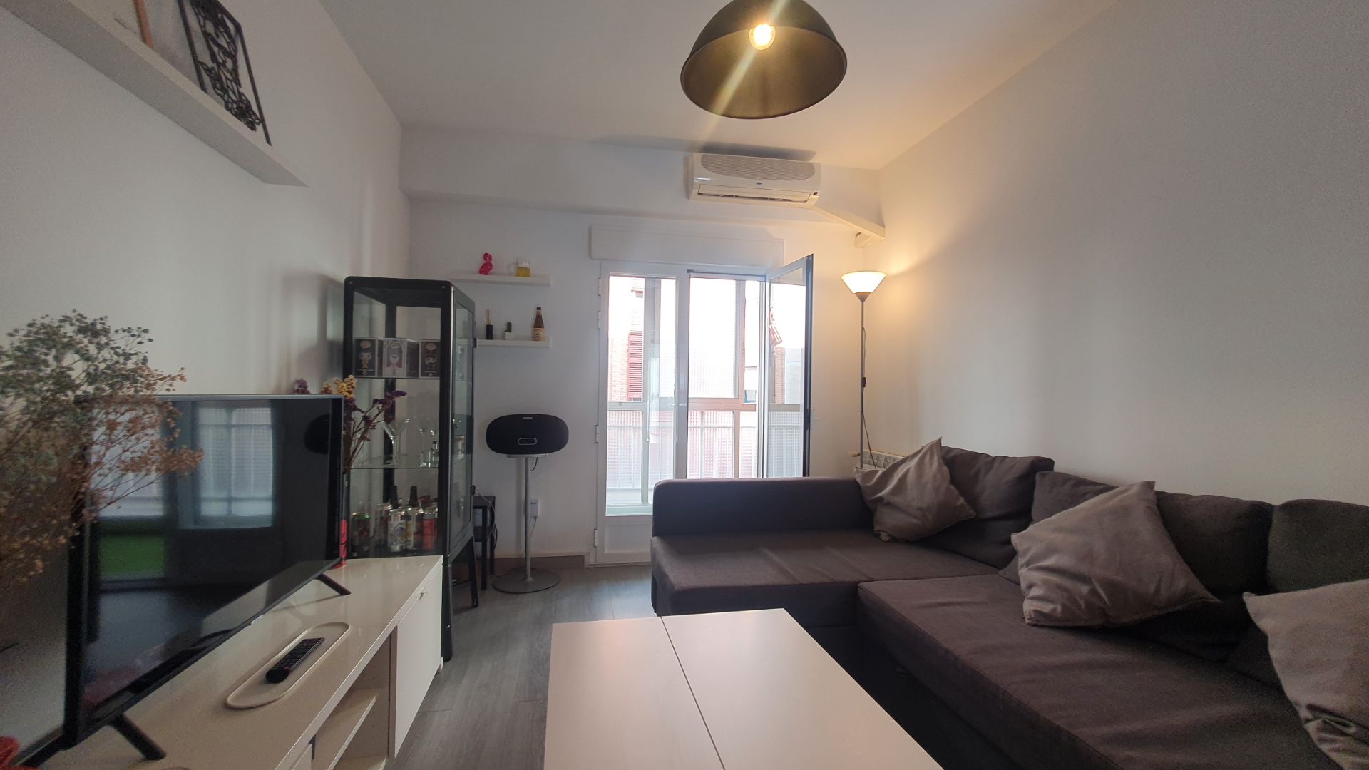 Sala de estar de Piso en venta en  Madrid Capital con Aire acondicionado, Calefacción y Terraza