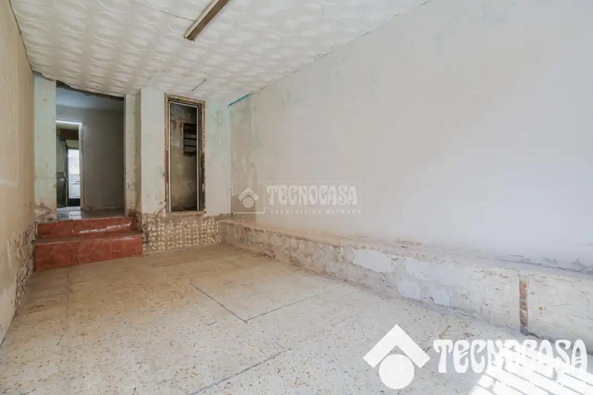 Local en venta en Badalona