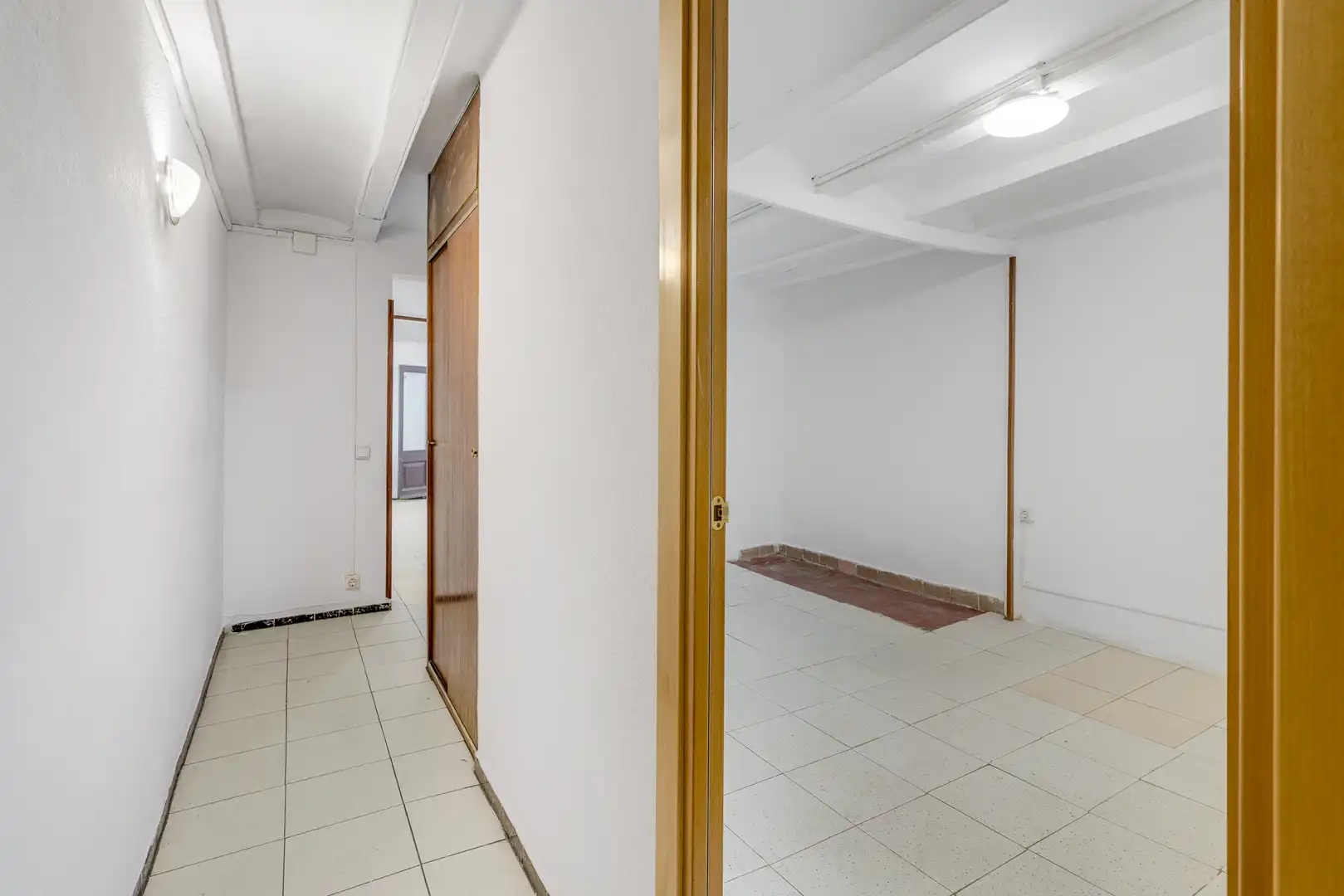 Flat for sale in Barcelona  with Balcony