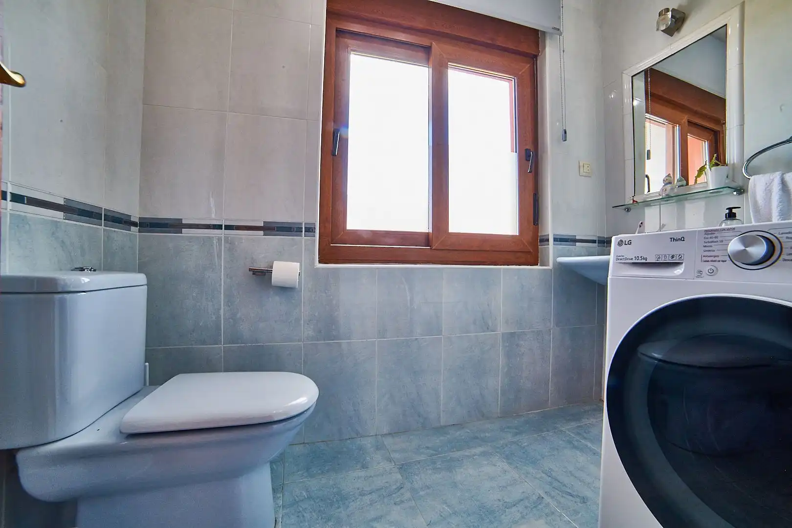 Baño de Casa o chalet en venta en Llanes con Calefacción, Jardín privado y Trastero