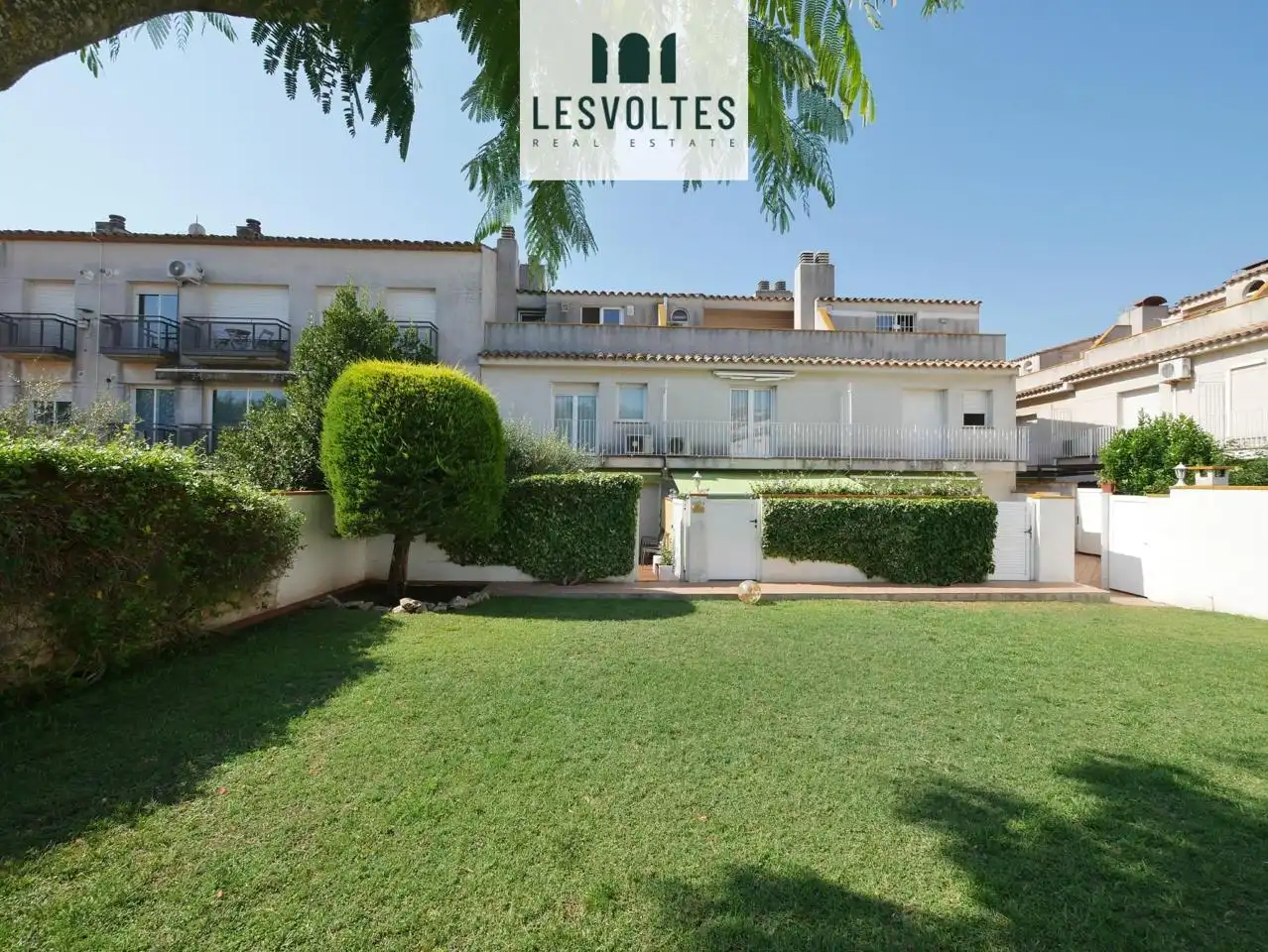 Vista exterior de Casa o xalet en venda en Palafrugell amb Aire condicionat, Calefacció i Jardí privat