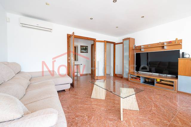 Piso en Venta en Carrer Beatriu de Pinós en Pere Garau