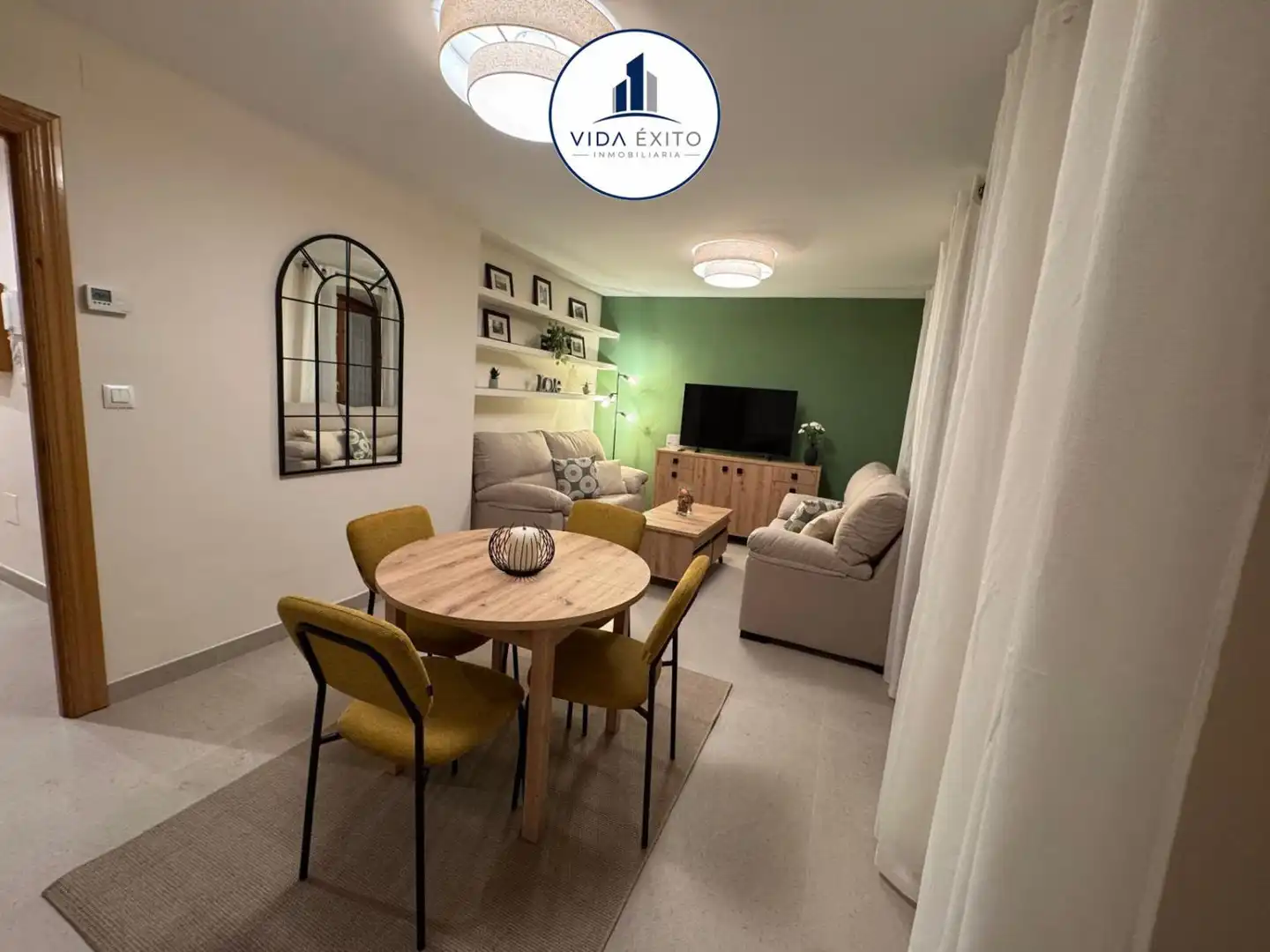 Flat with terrace to rent in San Bartolomé - Millán de Priego