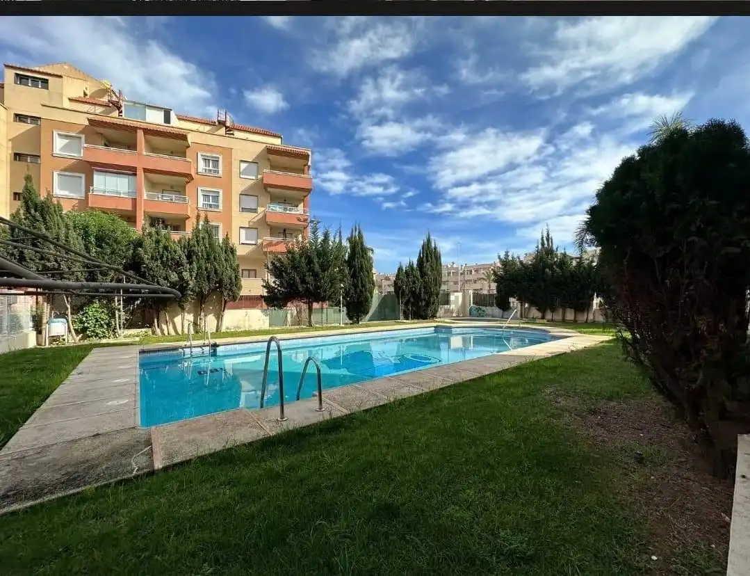 Piscina de Planta baja en venta en Roquetas de Mar con Terraza