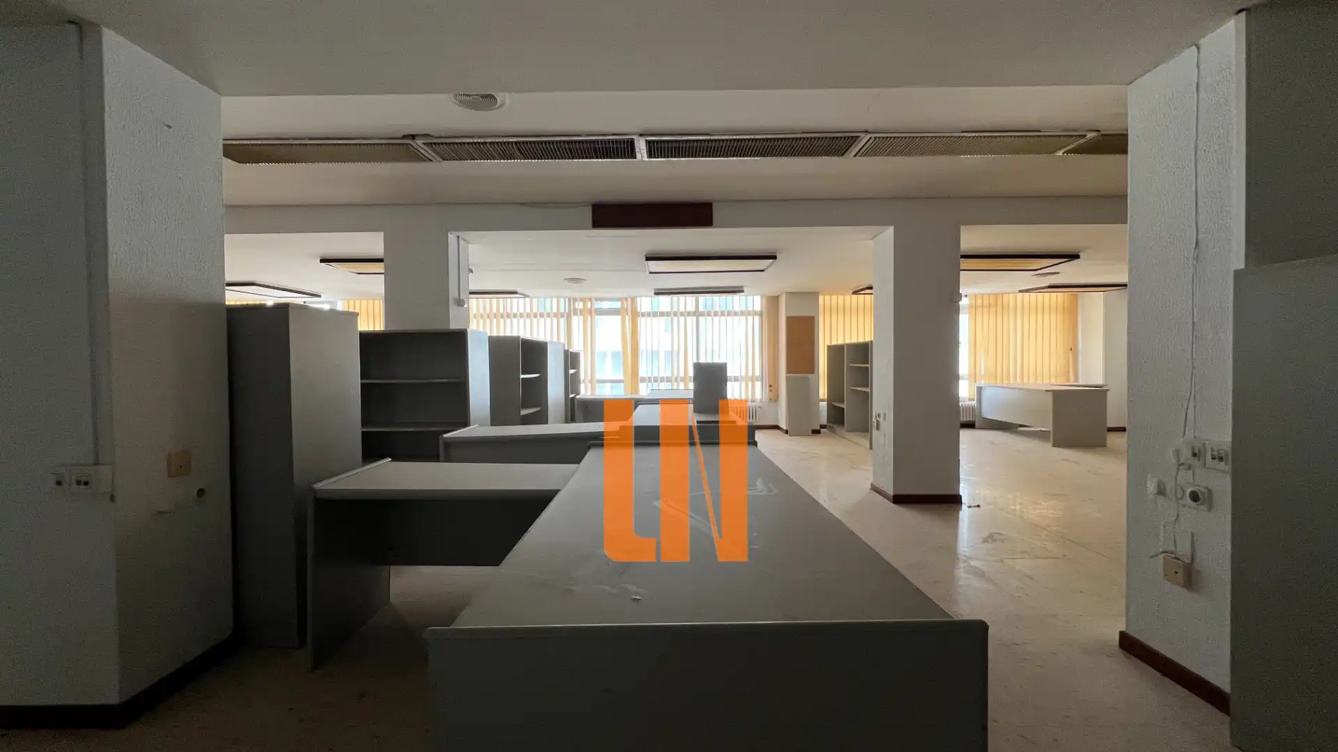 Oficina amb ascensor en venda a Rúa José Luis Pérez Cepeda, imagen 12