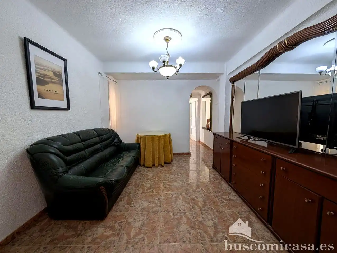 Sala d'estar de Pis en venda en Linares amb Aire condicionat, Moblat i Balcó