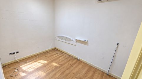 Foto 2 de Apartament en venda a Avenida de la Ciudad de Barcelona, Adelfas, Madrid Capital