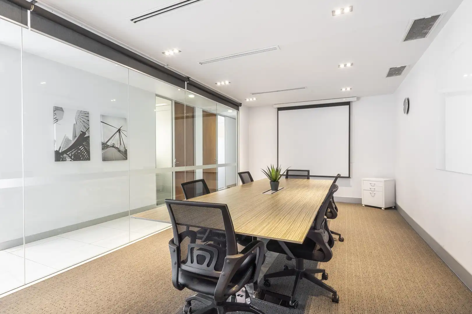 Office for rent in A Coruña Capital   with Air Conditioner, Heating and Furnished