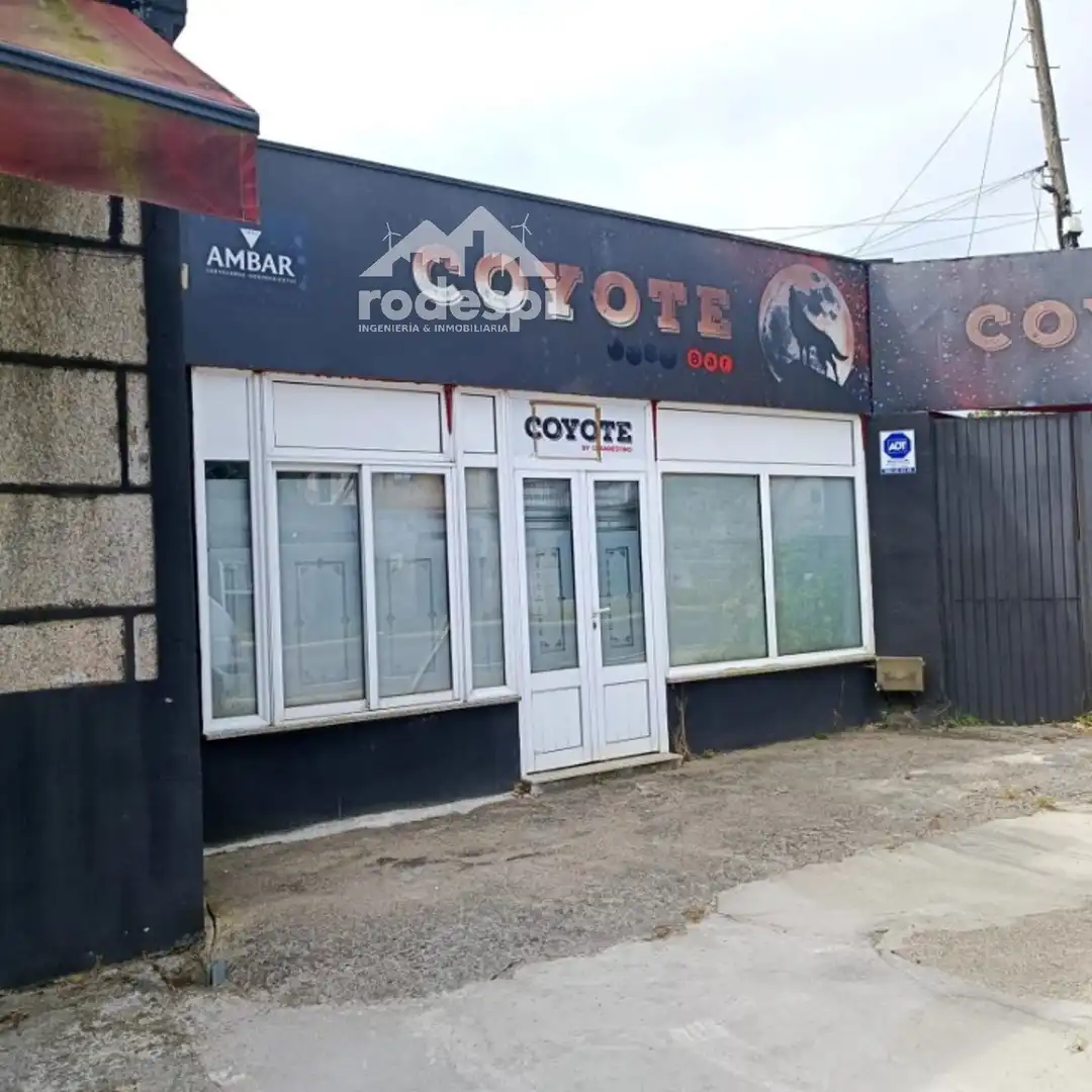 Local comercial en venda a Ponteareas