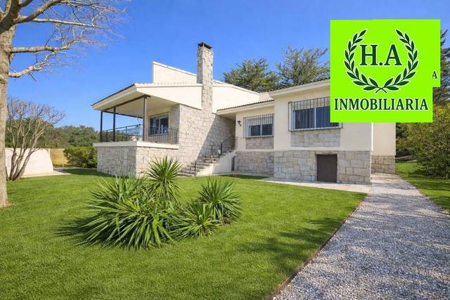 Casa-chalet en Venta en Pedrezuela