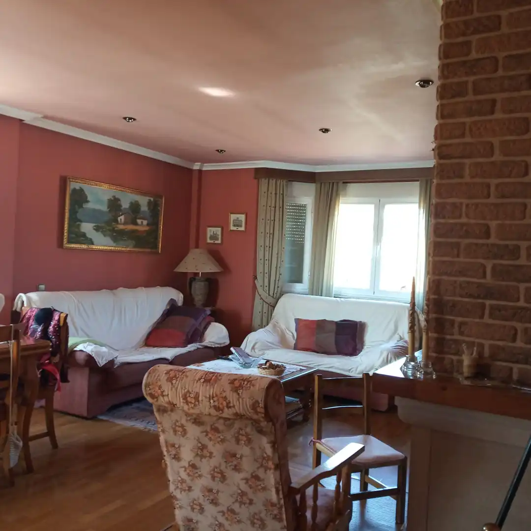 Sala de estar de Casa o chalet en venta en Buenavista con Calefacción, Jardín privado y Parquet