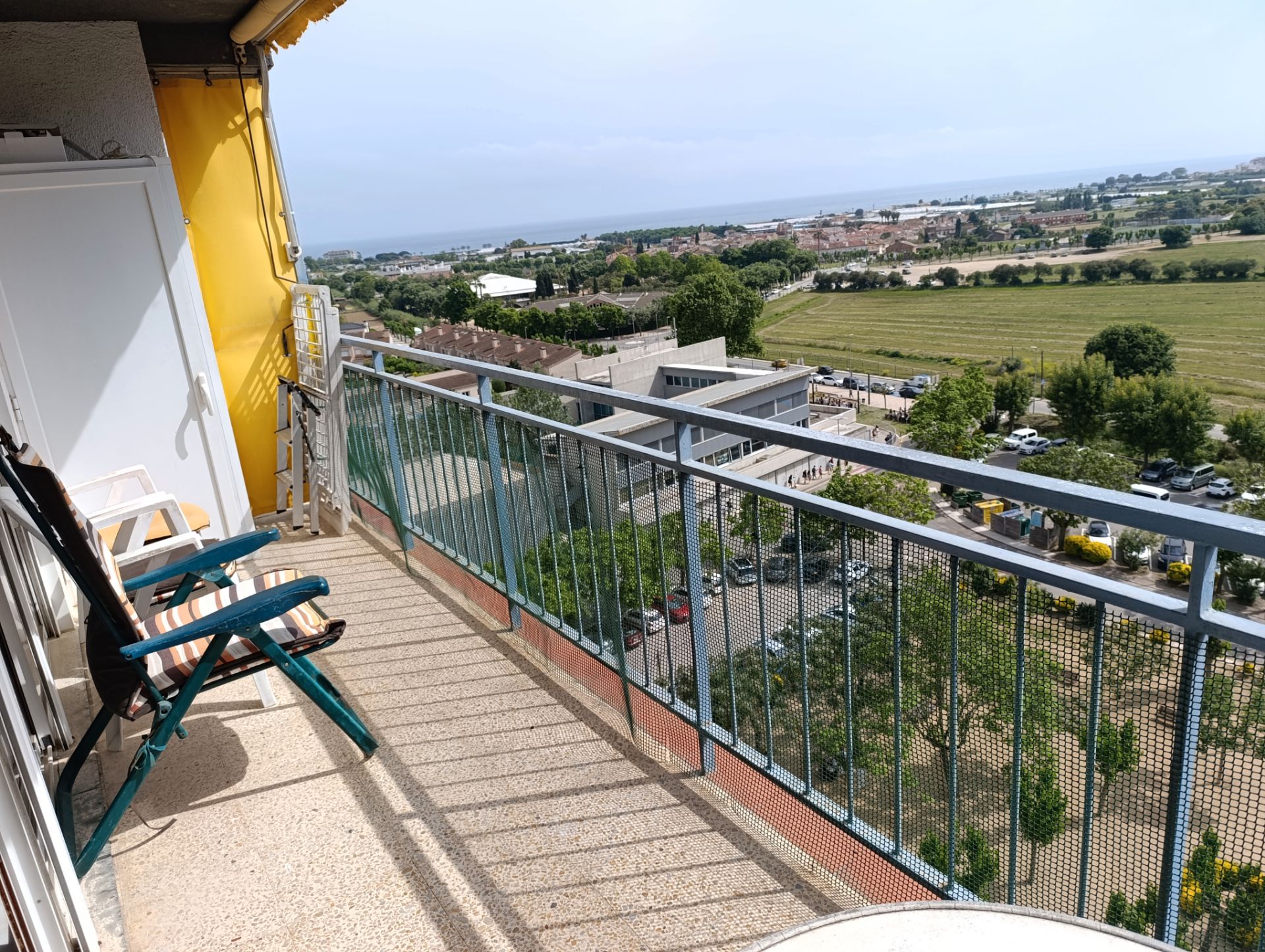 Terraza de Piso en venta en Santa Susanna con Calefacción, Alarma y Piscina comunitaria