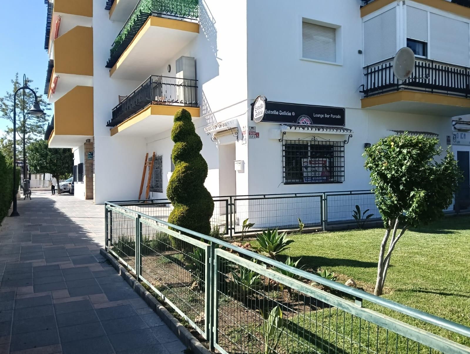 Vista exterior de Local en venda en Mijas