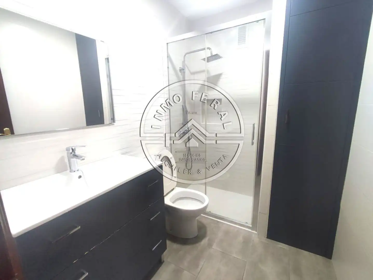 Bathroom of Flat for sale in Écija  with Air Conditioner, Heating and Balcony