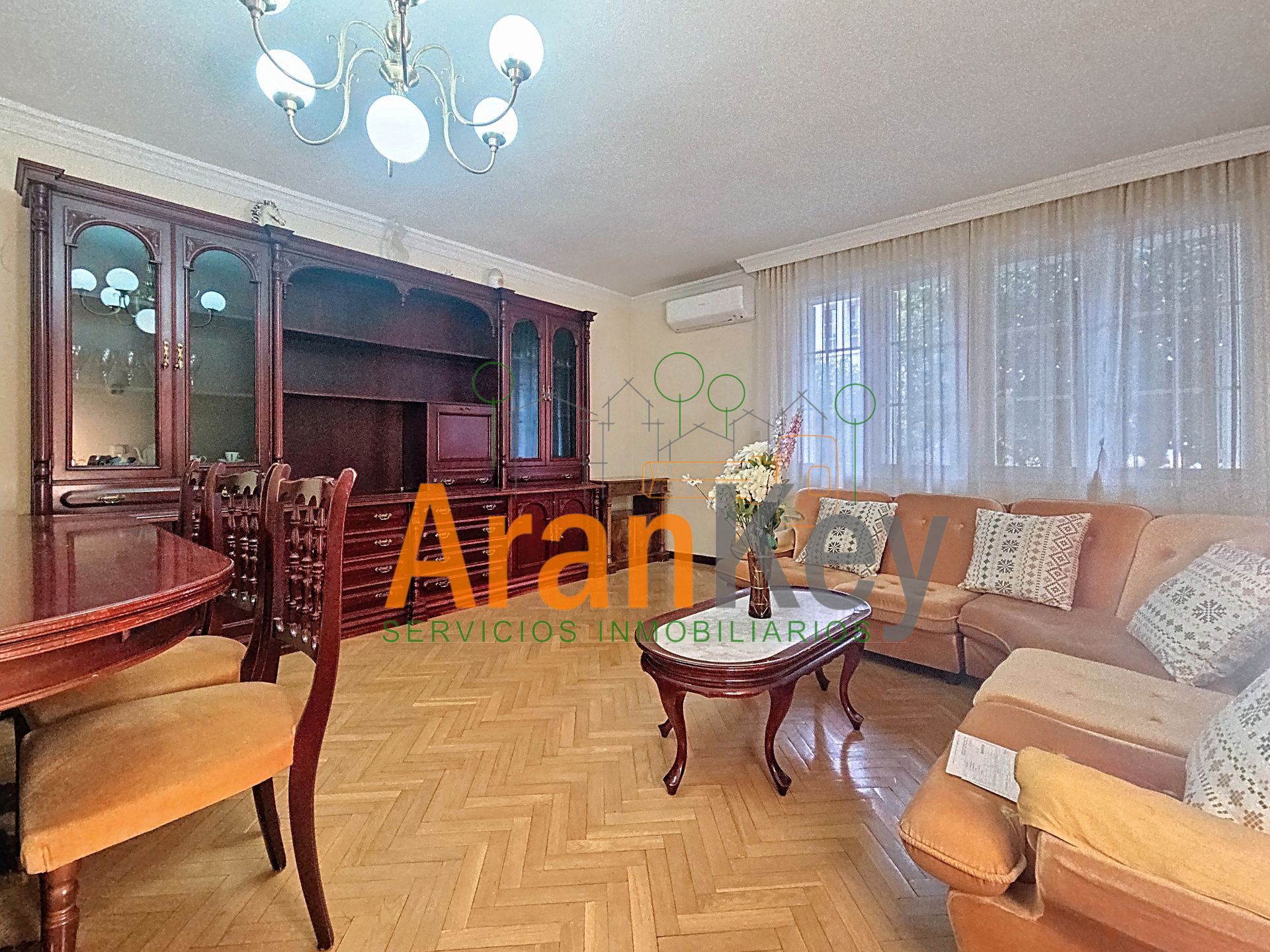 Living room of House or chalet for sale in Aranjuez  with Air Conditioner, Heating and Storage room