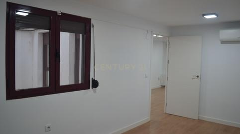 Foto 4 de Oficina en venda a Av Virgen de la Montaña 19caceres (cáceres), 15-27, Casco Antiguo, Cáceres