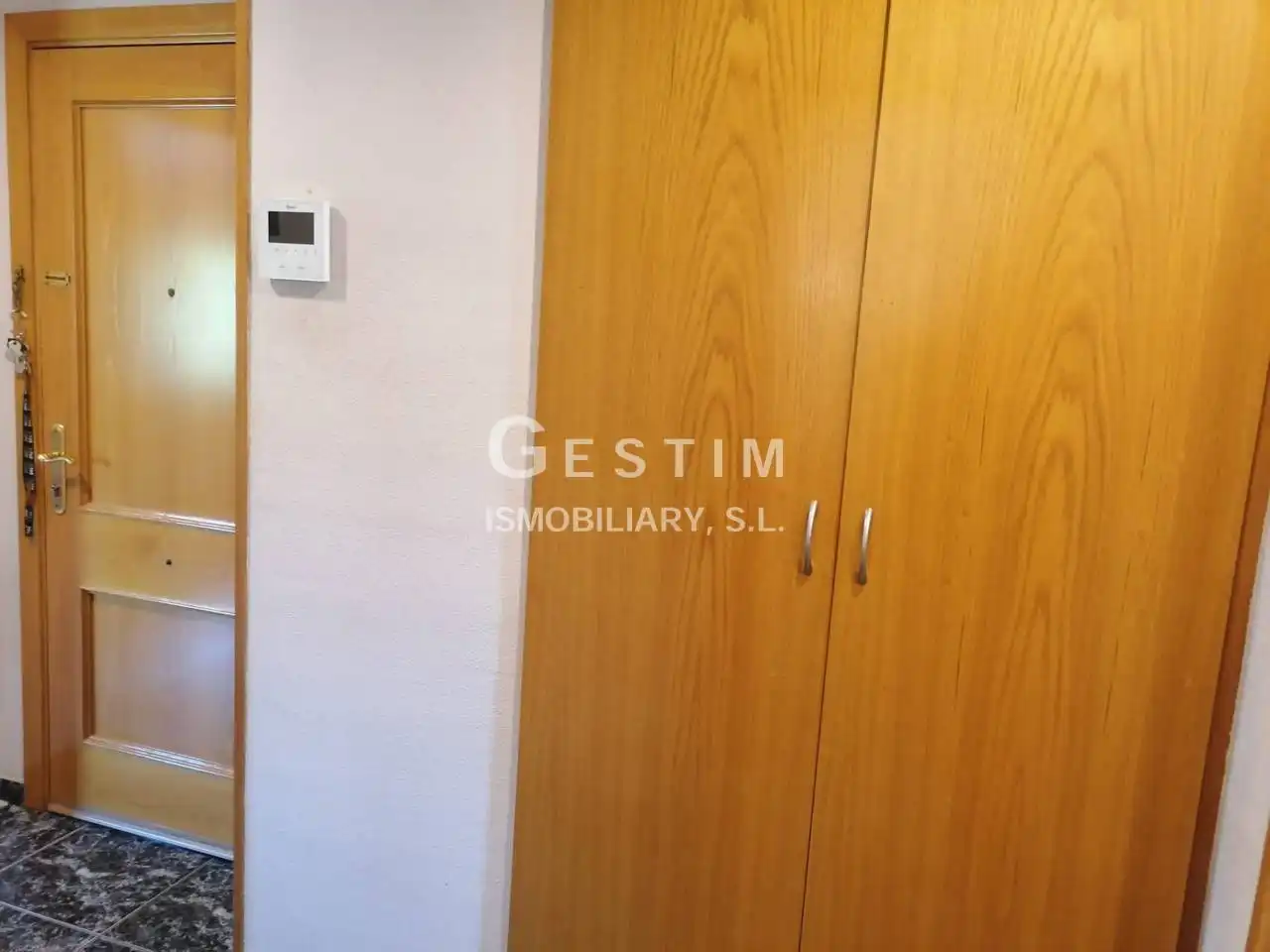 Habitación de Piso en venta en Manlleu con Calefacción, Terraza y Balcón