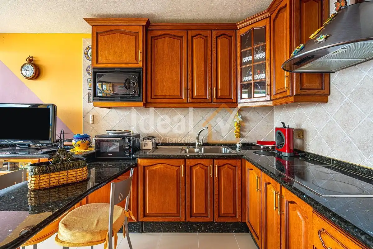 Apartment with pool for sale in Costa Adeje, imagen 9