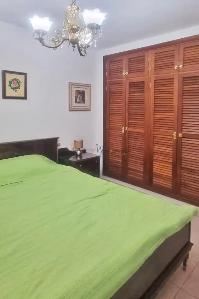 Dormitori de Apartament en venda en Arona amb Moblat