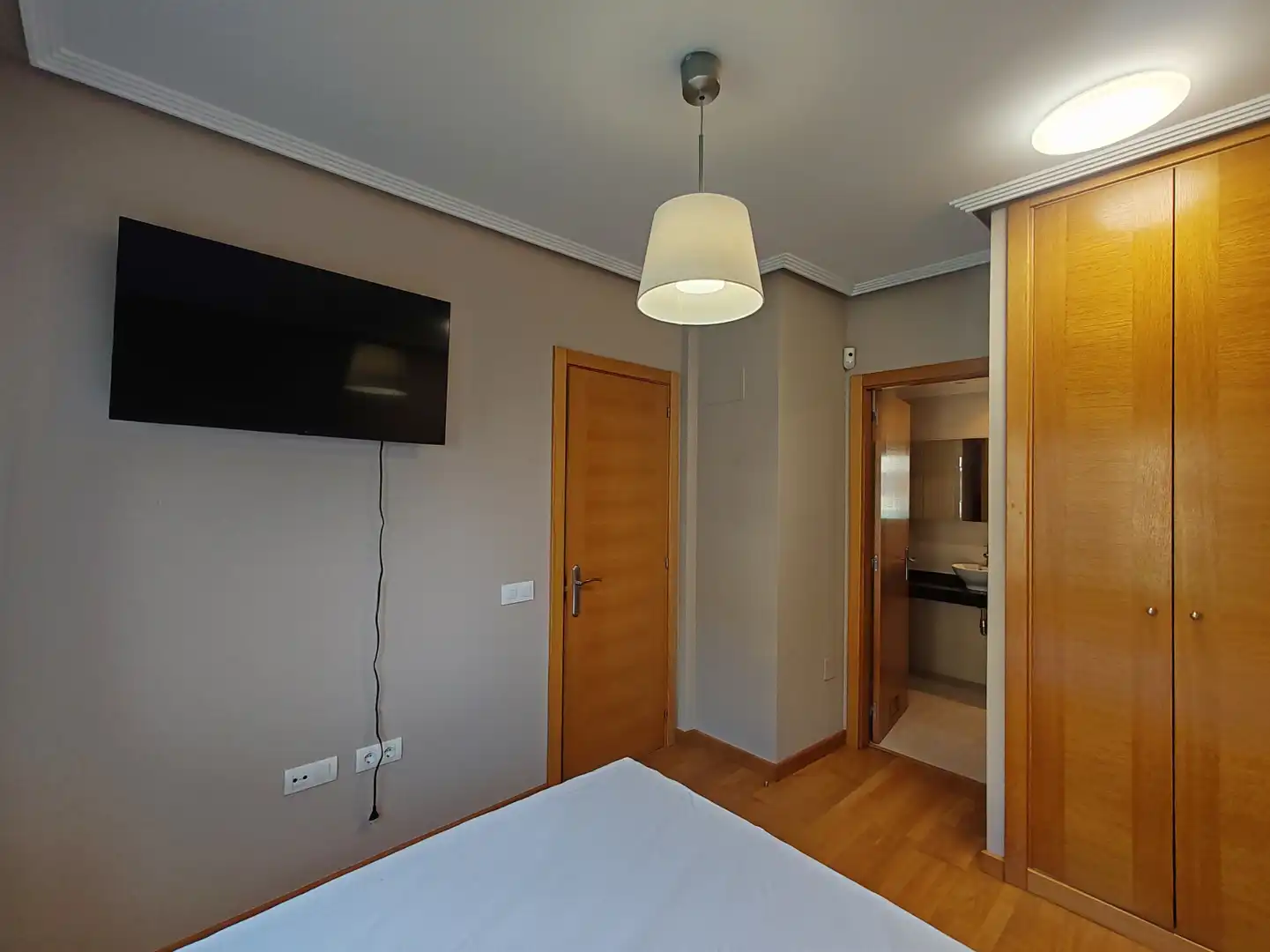 Piso con ascensor en alquiler en Oviedo - CL JERSEY CITY, imagen 14