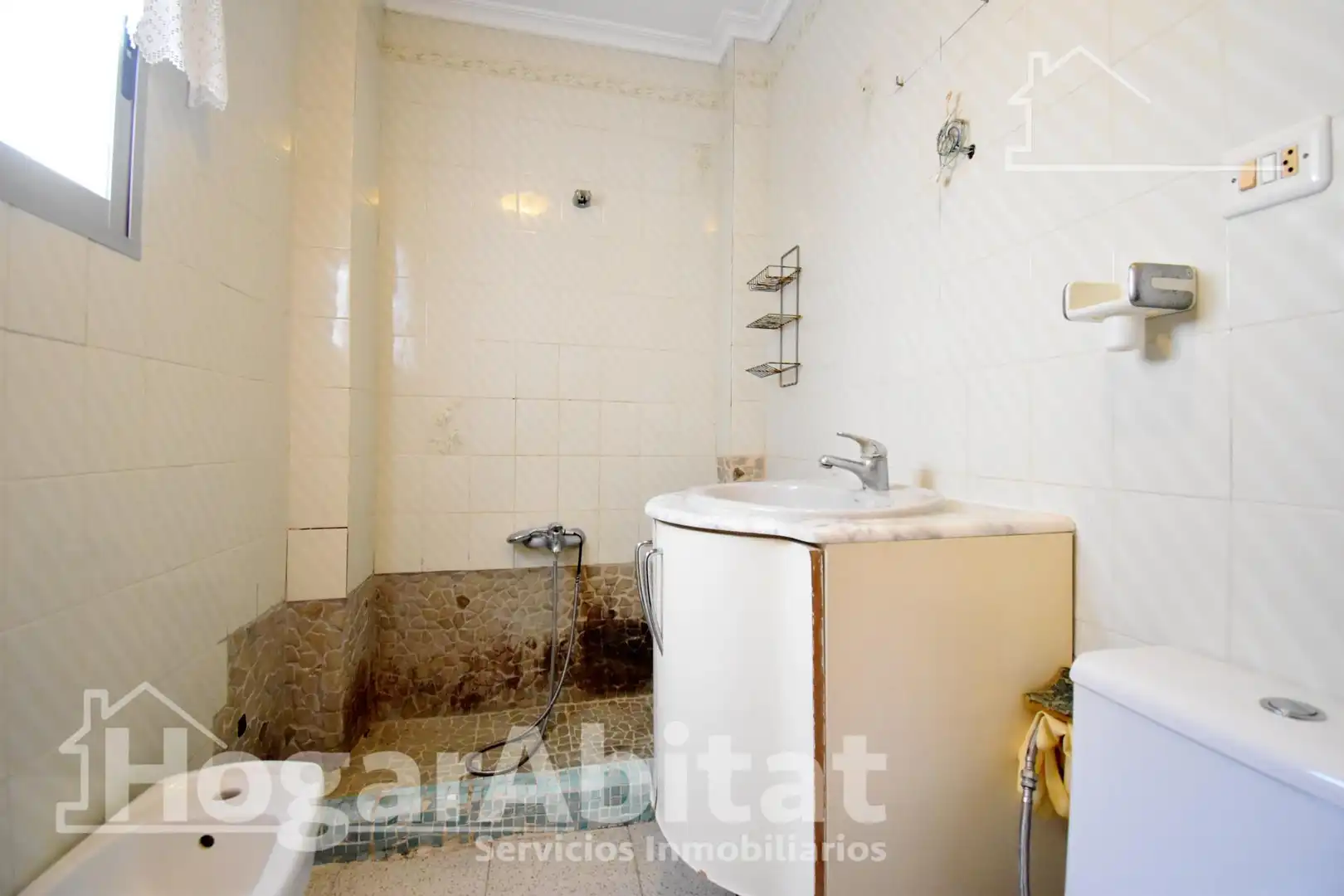 Baño de Piso en venta en Bellreguard con Aire acondicionado, Calefacción y Terraza
