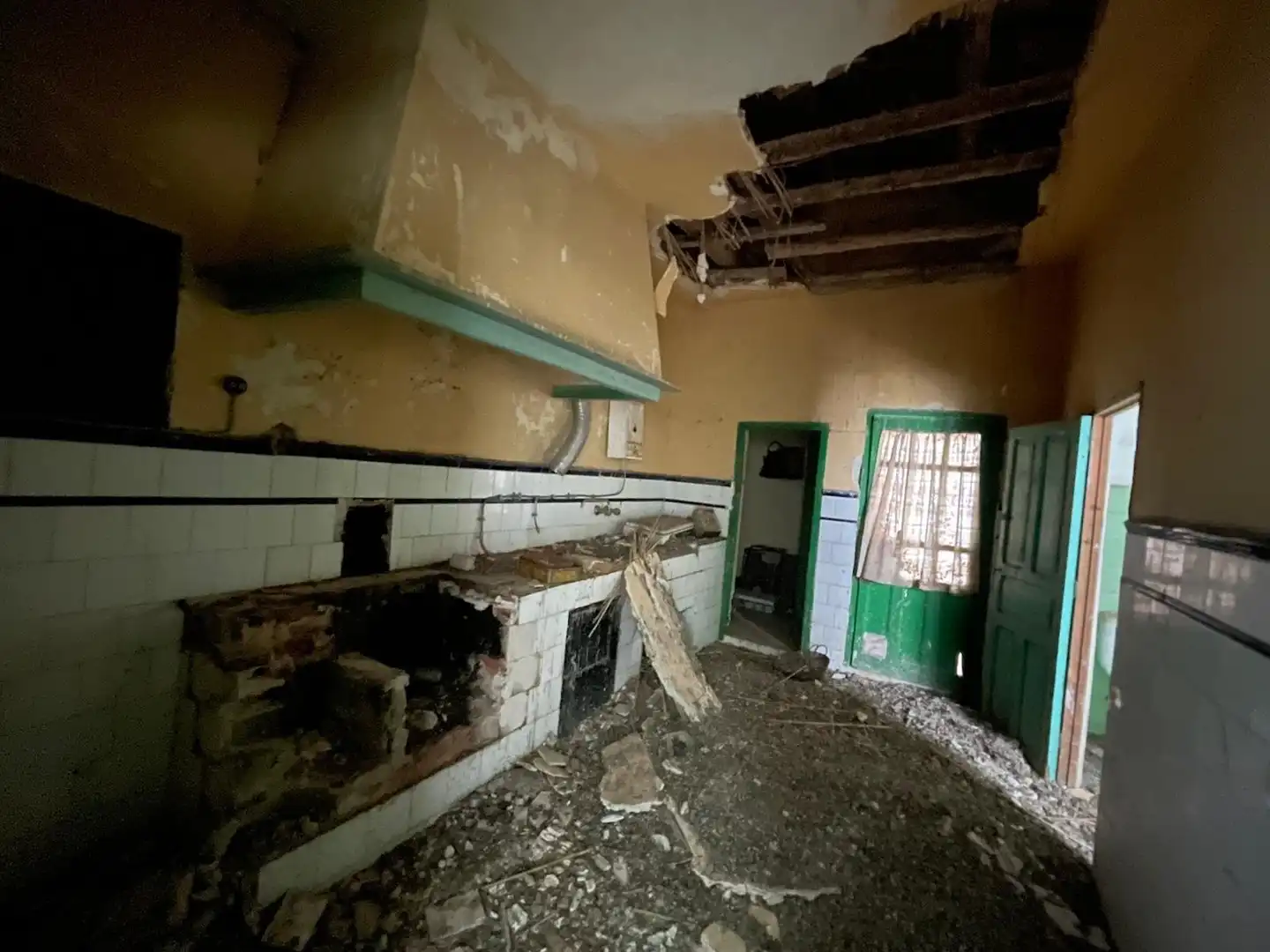 Kitchen of Buildings for sale in Sierra de Fuentes