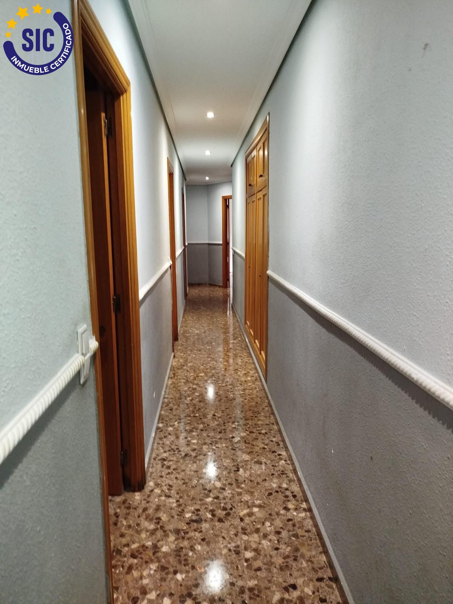 Flat for sale in Albal  with Storage room and Balcony