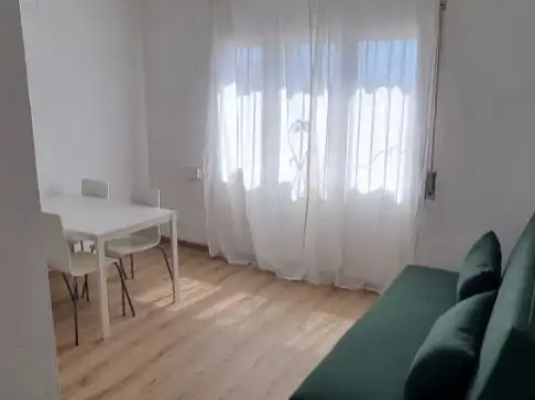 Apartamento en alquiler en Carrer Moxo 1