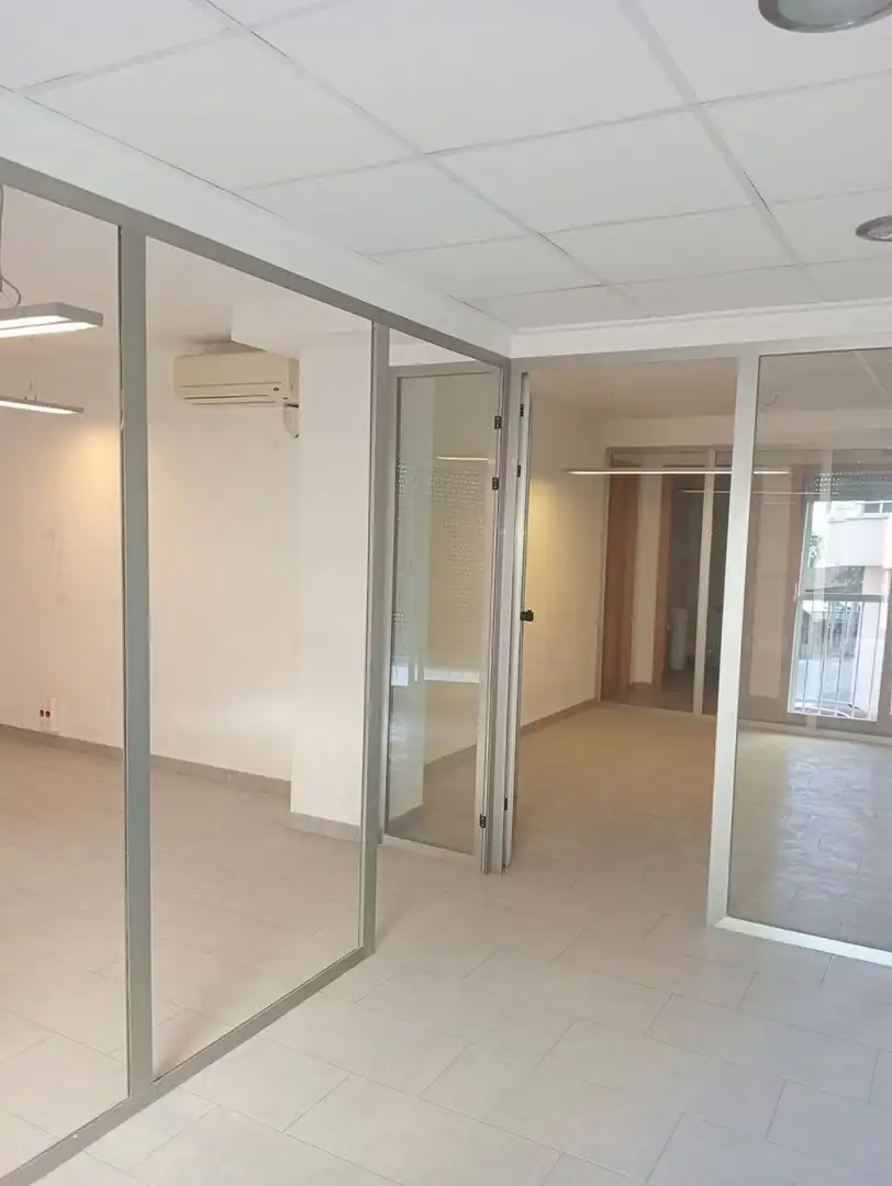 Local de alquiler en Vila-real con Aire acondicionado