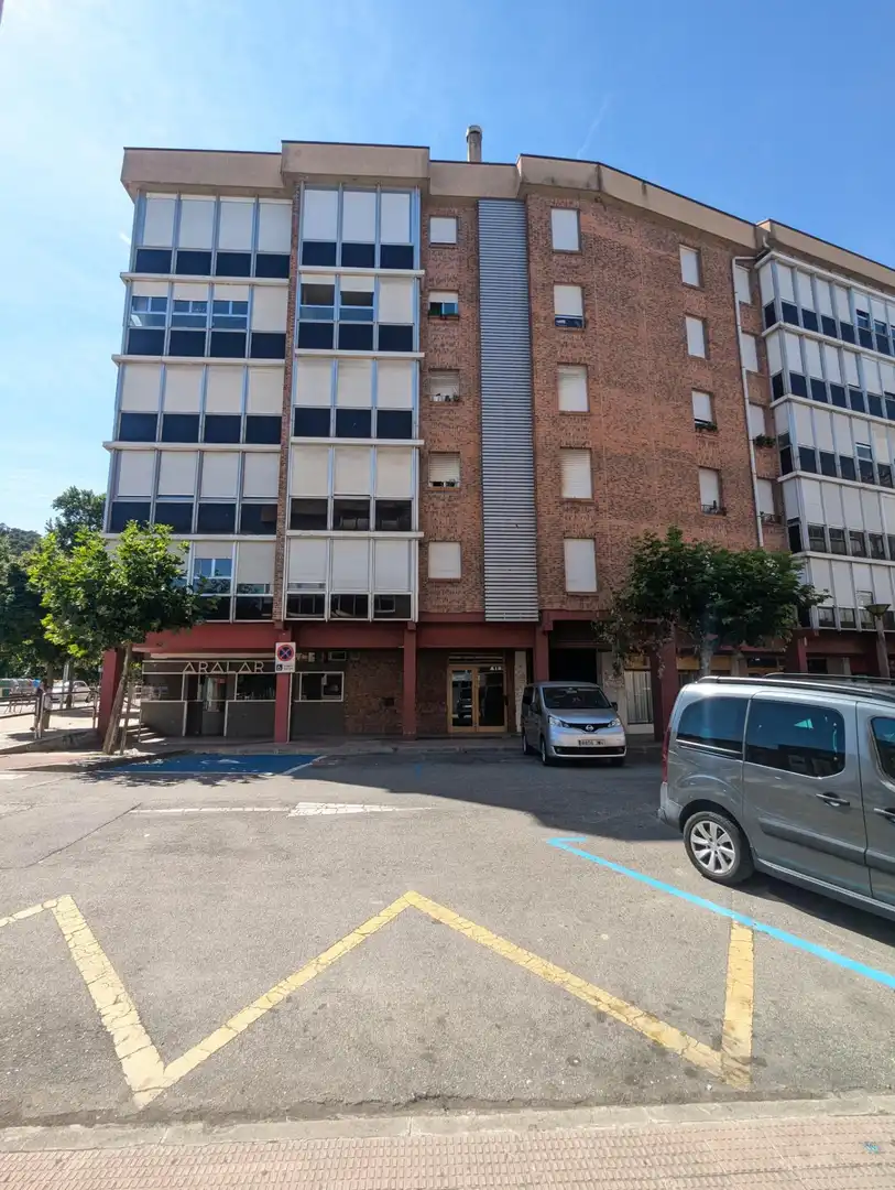 Parkplatz von Wohnung zum Verkauf in Estella / Lizarra mit Heizung