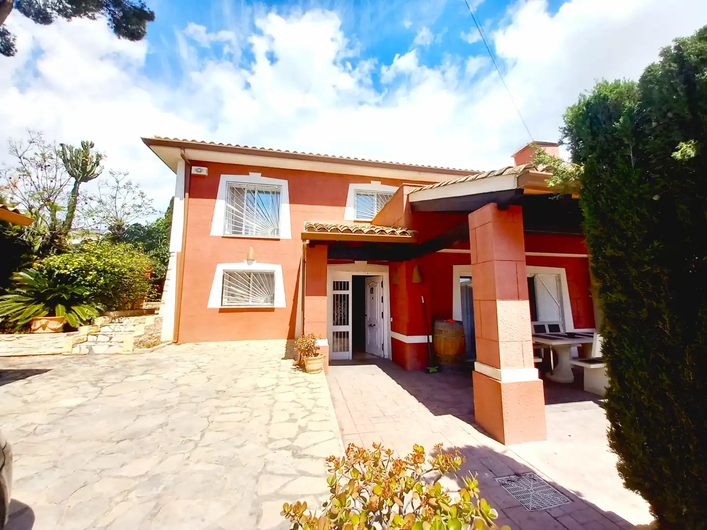 Vista exterior de Casa o chalet en venta en Benidorm con Aire acondicionado, Jardín privado y Terraza
