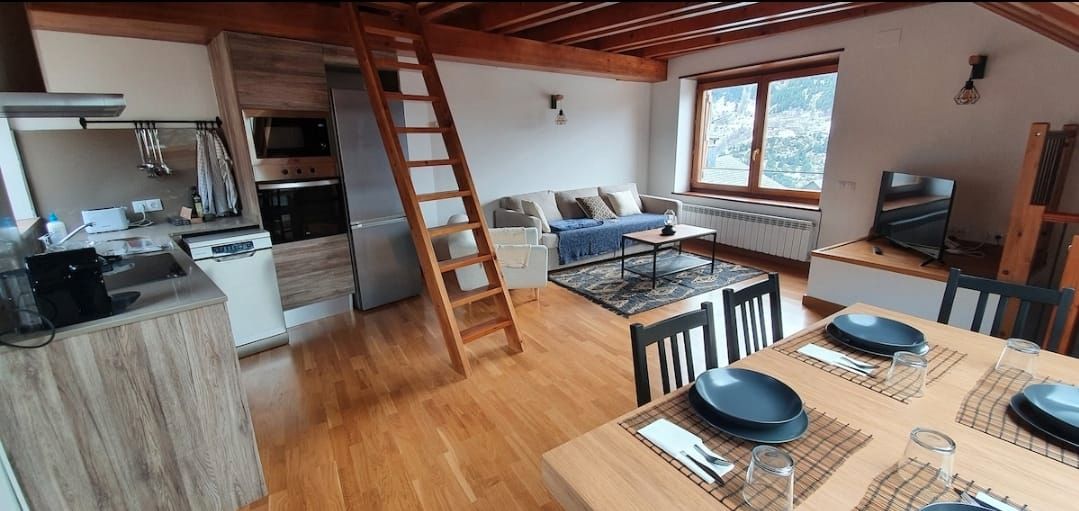 Duplex for sale in Carrer de la Creu, Tremp