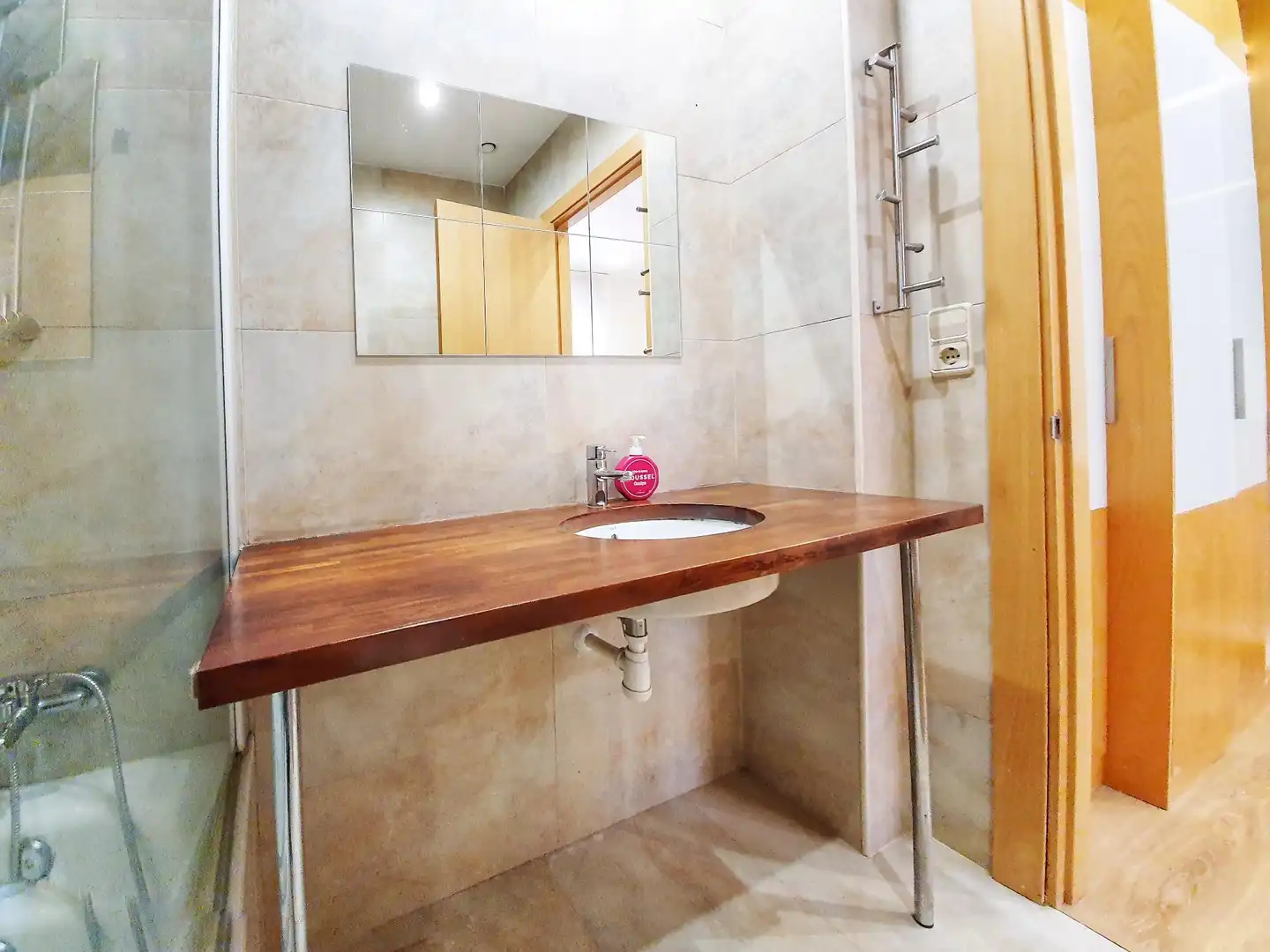 Bany de Casa o xalet en venda en Sant Cugat del Vallès amb Aire condicionat, Calefacció i Parquet