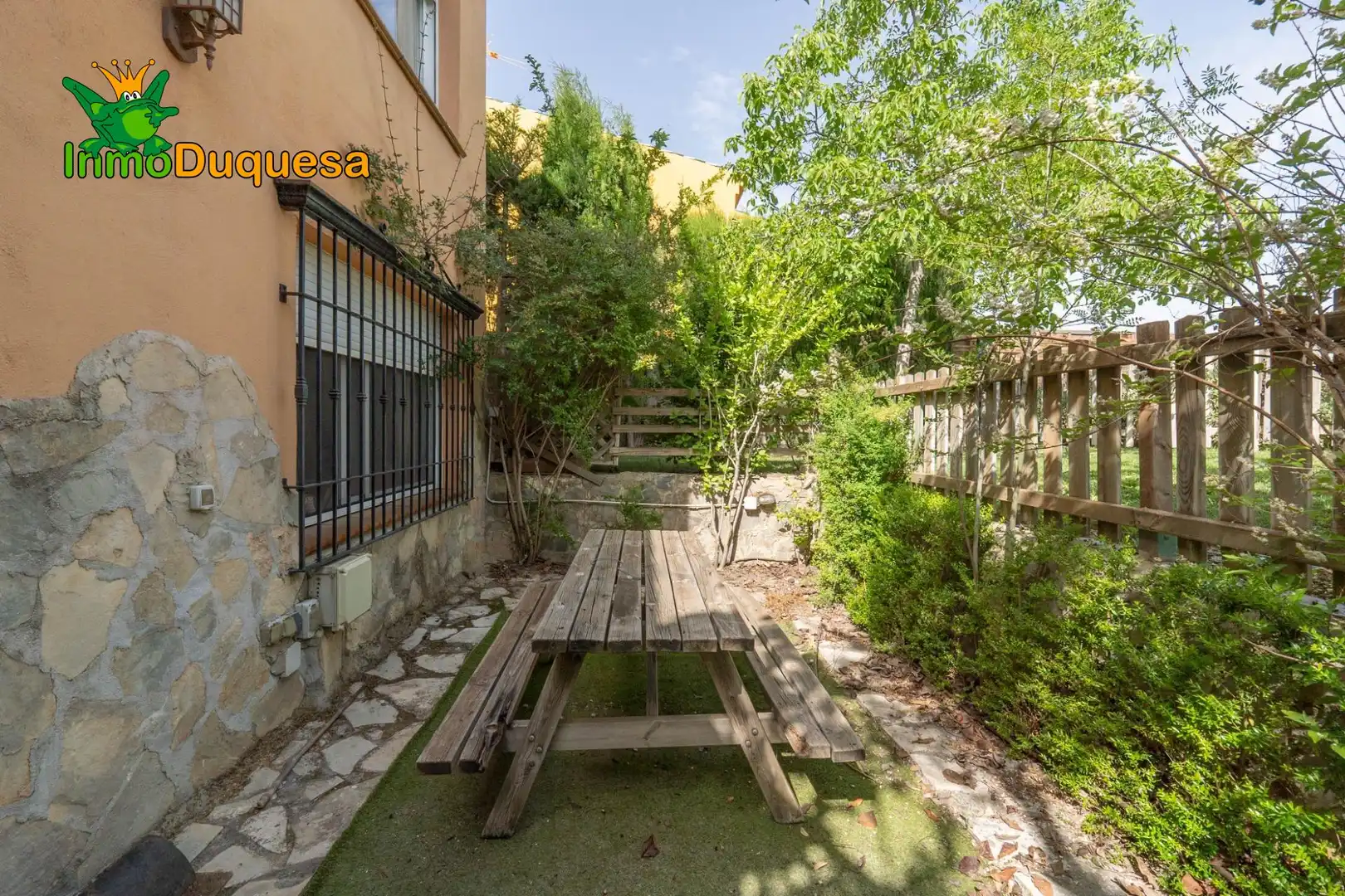 Jardí de Casa o xalet en venda en La Zubia amb Calefacció, Jardí privat i Terrassa