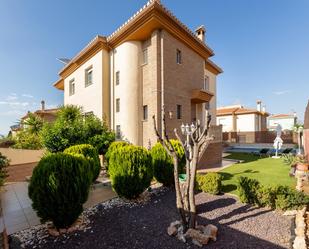 Exterior view of Single-family semi-detached for sale in Alhendín  with Air Conditioner, Heating and Terrace