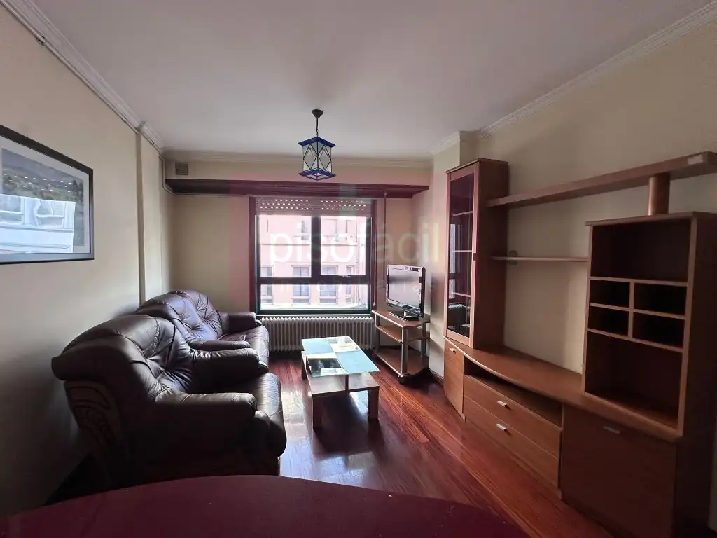 Sala d'estar de Apartament en venda en Lugo