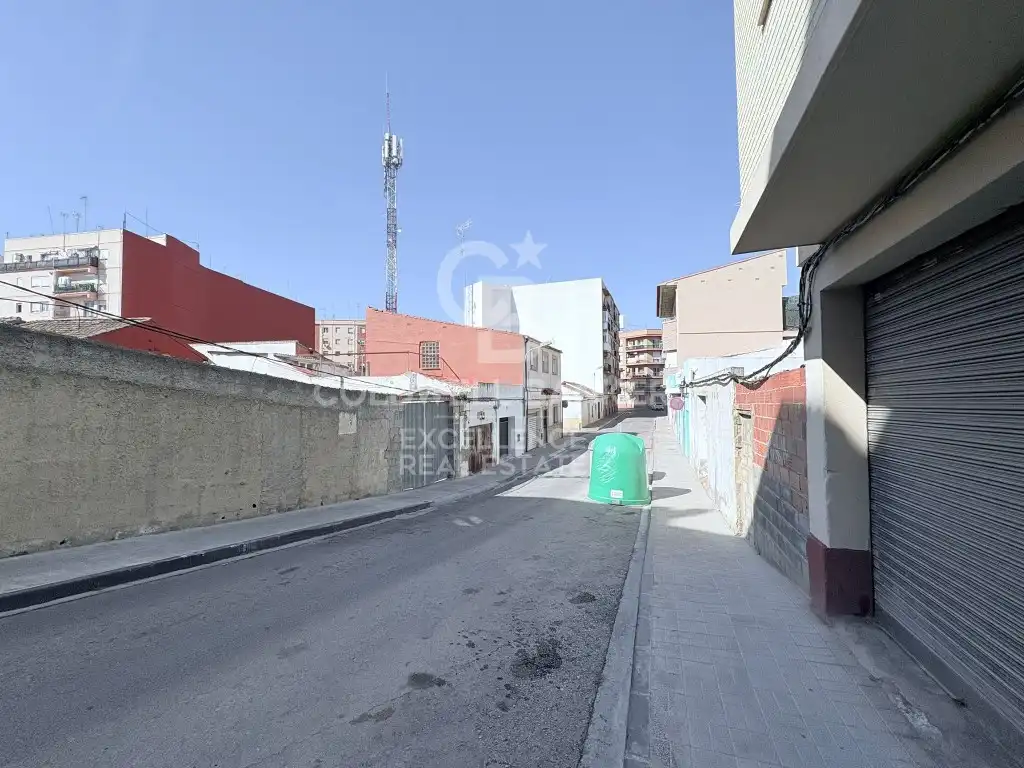Vista exterior de Residencial en venta en Burjassot