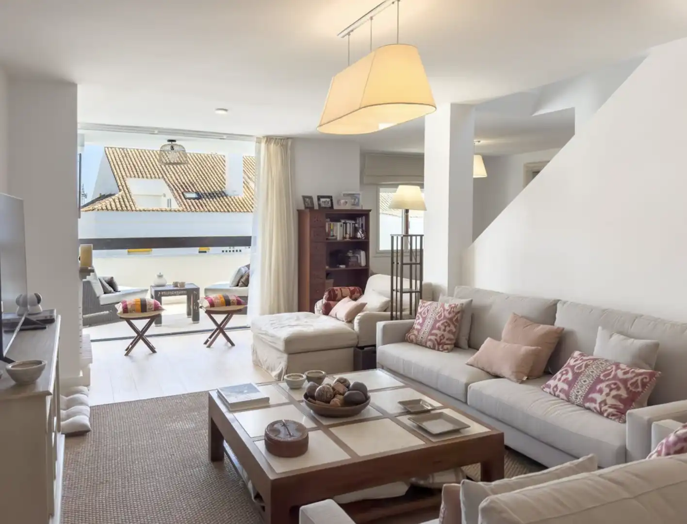 Wohnzimmer von Maisonette zum Verkauf in Marbella mit Klimaanlage, Heizung und Parkett