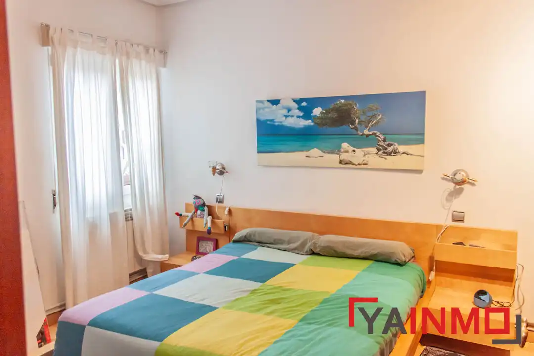 Habitación de Piso en venta en Vitoria - Gasteiz con Calefacción, Parquet y Trastero